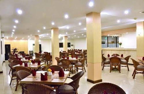 Bahari Inn Tegal Exterior foto